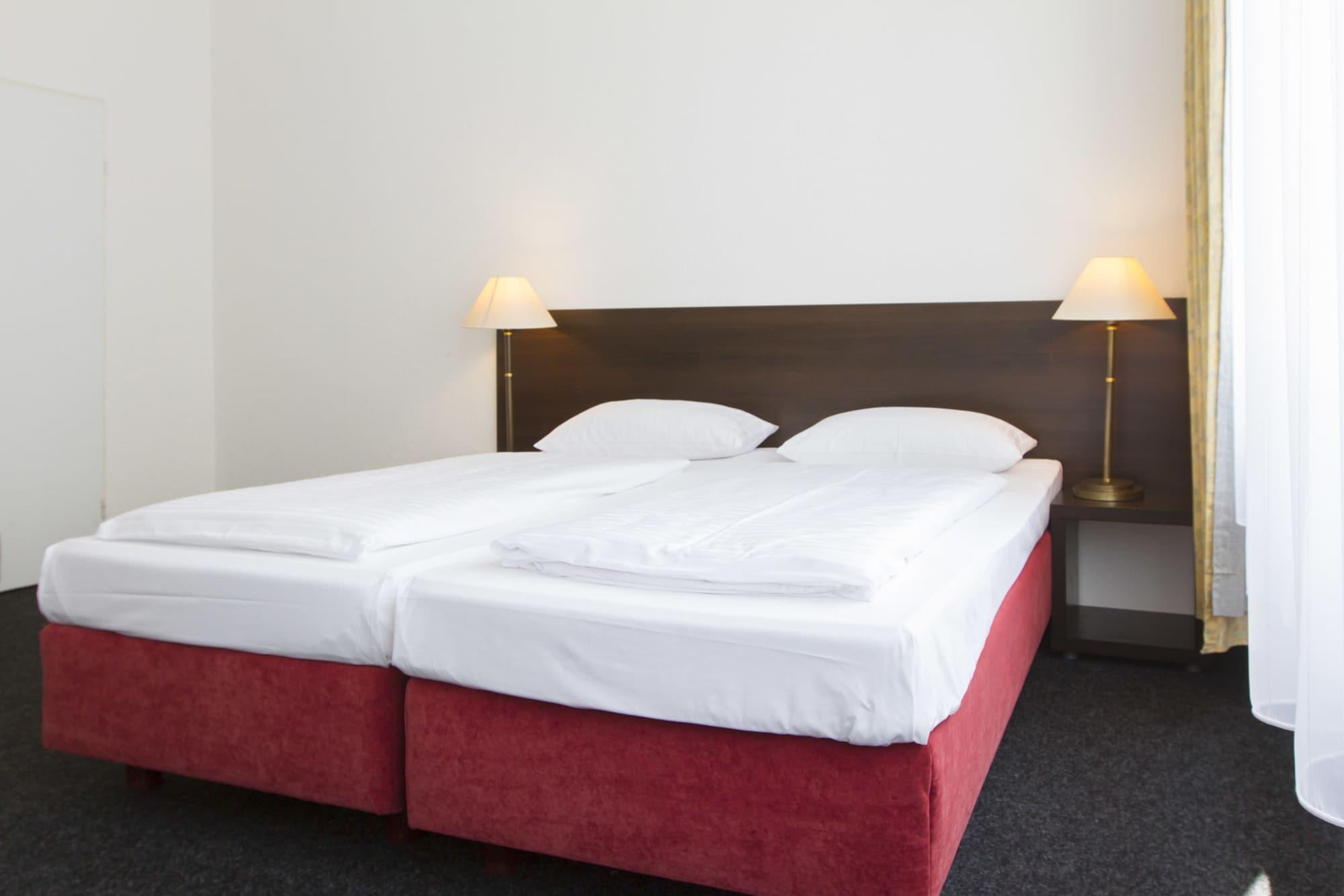 Aparthotel Vega Berlin Bagian luar foto
