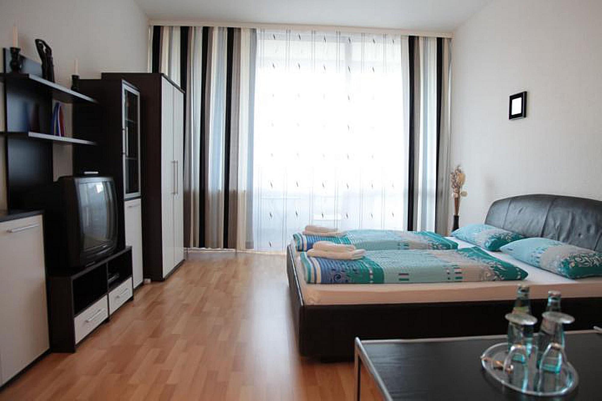 Aparthotel Vega Berlin Bagian luar foto